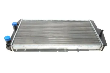 Радиатор охлаждения двигателя AUDI 100/200 MT / AT 76-90 Van Wezel 03002019