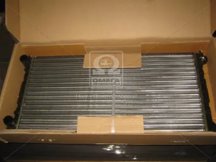 Радіатор охолодження двигуна VW PASSAT3 MT / AT 88-93 VW2072 (Ava) AVA COOLING VN2072