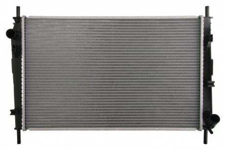 Радиатор охлаждения FORD MONDEO III (00-) 1.8 / 2.0 NISSENS 620411 (фото 1)