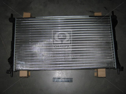 Радиатор охлаждения FORD CONNECT 02- MT, A / C (2-й сорт) TEMPEST TP.15.62.015A (фото 1)