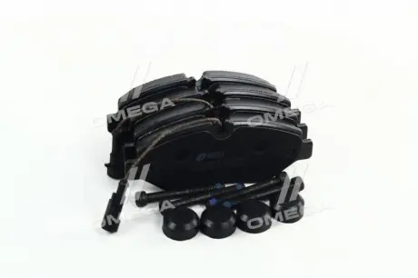 Колодка торм. NISSAN CABSTAR 2.5-3.0 2006- передние. REMSA 1245.02