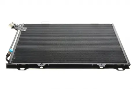 Конденсор кондиционера MB W210 E-CLASS MT / AT 95- Van Wezel 30005232