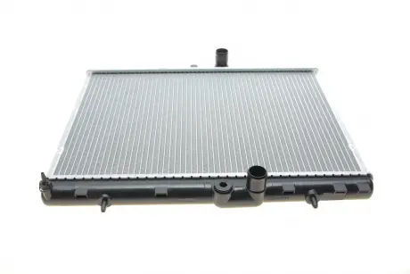 Радиатор охлаждения P307 / C4 / C5 20HDi MT 03- Van Wezel 40002267