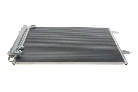 Конденсор кондиционера PASSAT7 16/20 / 19TDi / 20TDi Van Wezel 58005225