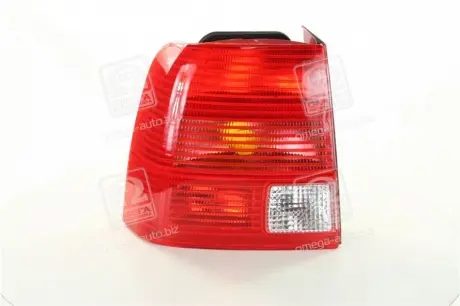 Ліхтар задн. лев. VW PASSAT B5 96-00 TYC 11-A206-01-2B