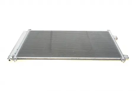 Конденсор кондиционера RAV4 ALL 06- Van Wezel 53005410