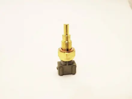 Датчик температуры охлаждающей жидкости 3 контакта Chery Amulet Aftermarket A11-3808030