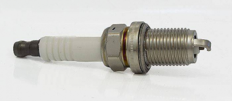 Свеча зажигания 3 контакта (1шт) A13 A15 A21 B11 M11 S12 S21 CHERY A11-3707110CA