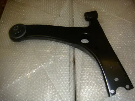 Важіль підвіски передній в зборі з кульовий R Geely EC7 / EC7RV Aftermarket 1064001111