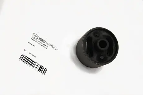 Сайлентблок заднего продольного рычага M11 CHERY M11-2919350