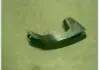Направляющая заднего бампера, левая (пластик, под фонарем) Aftermarket 1068003723 (фото 1)