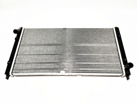 Радиатор охлаждения (трубчатый) Chery Amulet / Karry KIMIKO A15-1301110 (фото 1)