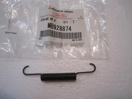 Пружинки тормозных колодок зад зад MITSUBISHI MB928874