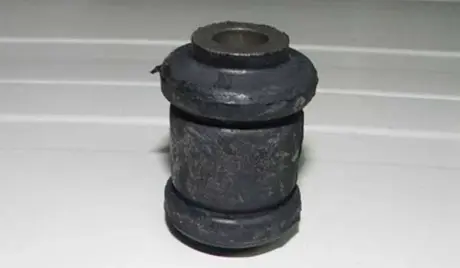 Фото 1 - сайлентблок переднего рычага передний A21 E5 CHERY A21-2909050 Сайлентблок переднего рычага передний A21 E5 CHERY A21-2909050 (фото 1)