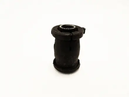 Сайлентблок рычага переднего передний Geely EC7 / EC7RV Aftermarket 1064001265