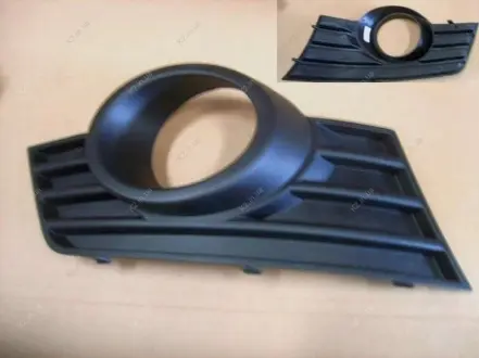 Решітка противотуманной фари R Great Wall Hover H3 Aftermarket 2803312-K24