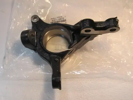 Кулак поворотный пер прав TOYOTA 4321148010