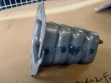 Кронштейн підсилювача бампера R Geely EC7 / EC7RV Aftermarket 106200292602