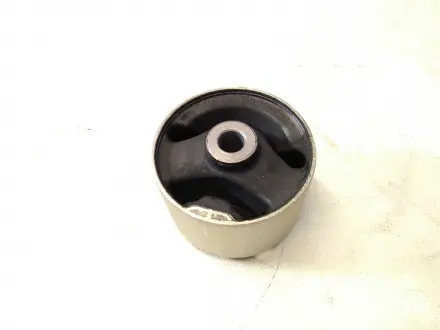 Сайлентблок балки задньої MOBIS MOBIS (KIA, Hyundai) 21772-2W000