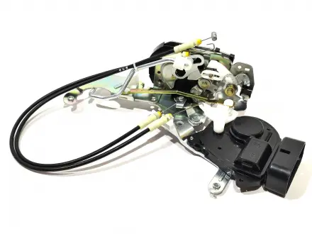 Замок дверей передньої L (без кожуха) Geely MK Aftermarket 1018005289