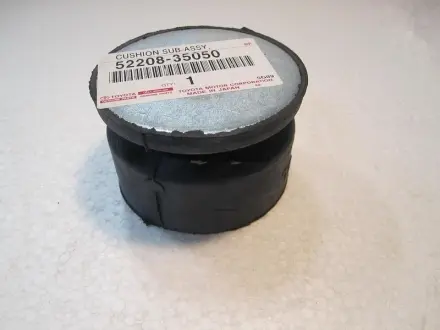 Подушка рамы кузова ниж TOYOTA 5220835050