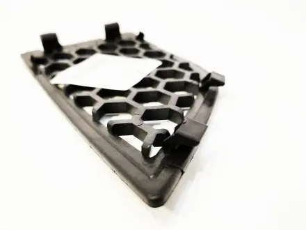 Решетка бампера переднего L ЗАЗ Chery Forza Aftermarket A13-2803535