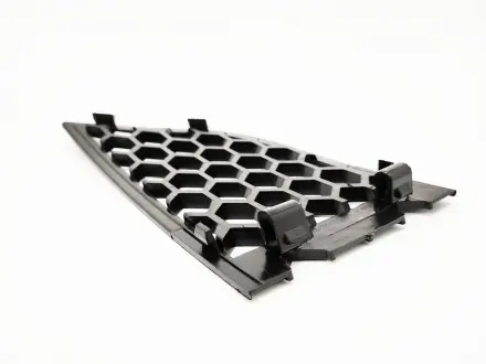 Решетка бампера переднего R ЗАЗ Chery Forza Aftermarket A13-2803536