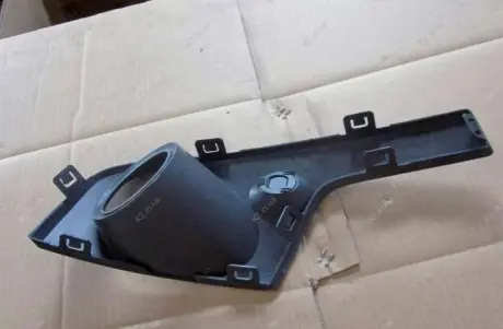 Решетка противотуманной фары R Geely EX-7 Aftermarket 1018013475