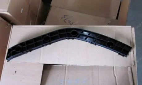 Кронштейн бампера заднего R Geely EX-7 Aftermarket 1018013274