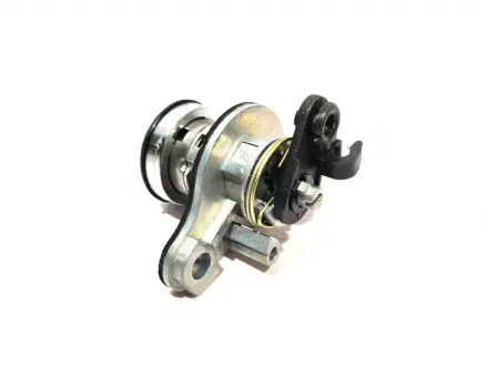 Замок багажника (кнопка) Chery Eastar Aftermarket B11-8CB5606110