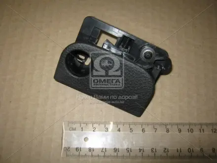Замок кришки ящика для рукави NISSAN 68630EQ300