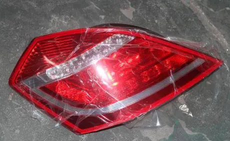 ХОББИ !!! Фонарь задний L (седан) Aftermarket 1067004759