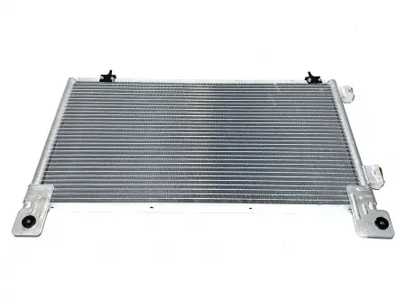 Радиатор кондиционера Chery M11 Aftermarket M11-8105010