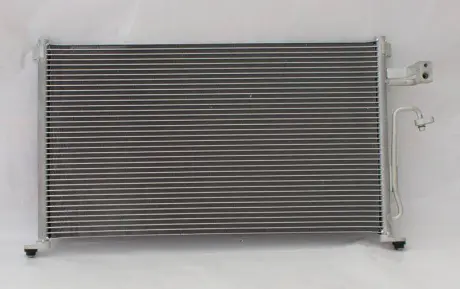 Радіатор кондиціонера Chery E5 Aftermarket A21-8105010
