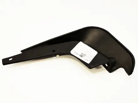Брызговик передний L Geely MK Aftermarket 1018003801