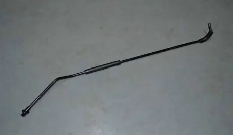 Упор капота ZAZ FORZA в сборе CHERY A13-8402220