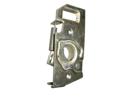 Замок капота нижняя часть S11 CHERY S11-8402080