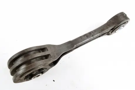 ПОДУШКА ДВИГАТЕЛЯ заднем SUBARU 41040-FE000