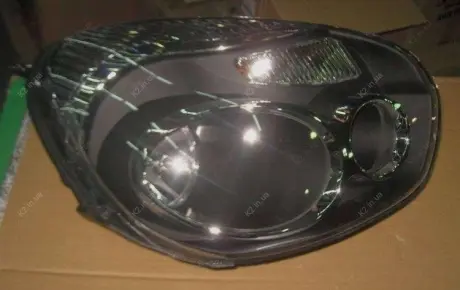 Фара передняя правая Aftermarket 1017010365