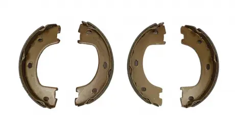 Фото 1 - гальмівні колодки барабанні STARLINE BC 01056 Гальмівні колодки барабанні STARLINE BC 01056 (фото 1)