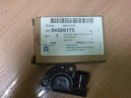Датчик положения дроссельной заслонки (потенциометр) Aveo Lanos Lacetti Chevrolet GM 94580175
