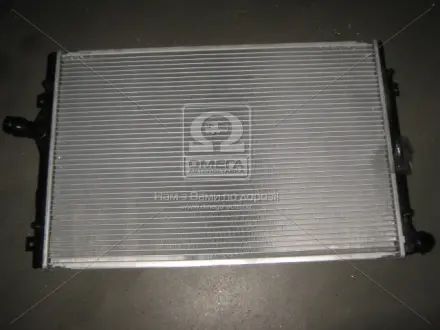 Радиатор охлаждения двигателя GOLF5 / TOURAN / A3 DIES 03- VW2208 (Ava) AVA COOLING VN2208