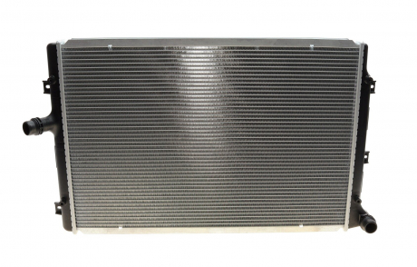 Радиатор охлаждения двигателя GOLF5 / TOURAN / A3 DIES 03- Van Wezel 58002208 (фото 1)