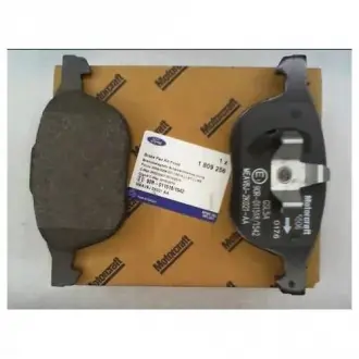 КОЛОДКИ ТОРМОЗНЫЕ ПЕРЕДНИЕ MOTORCRAFT FOCUS II-III FORD 1809256