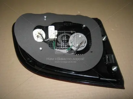 Фонарь задний правый внутренний Hyundai MOBIS (KIA, Hyundai) 924062B520