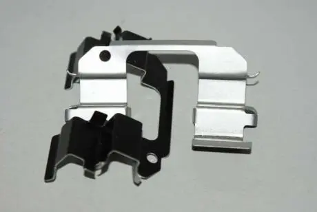 Скоба прижимная ПТК 1.6 2.0 Chevrolet GM 93740552