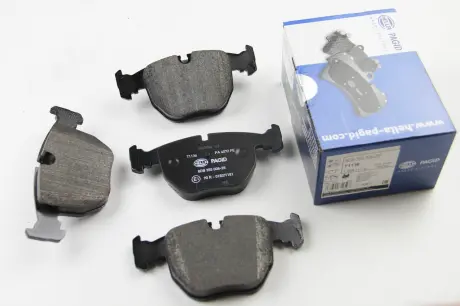 Комплект колодок тормозных HELLA 8DB355008281