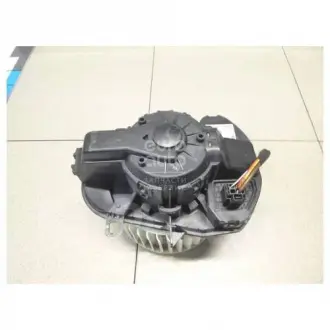 Электровентилятор обигривоча VAG 7P0820021H