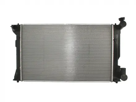 Радиатор охлаждения NISSENS 64667A
