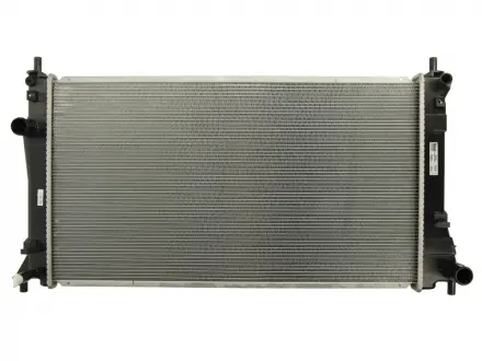 Радиатор охлаждения NISSENS 68528 (фото 1)